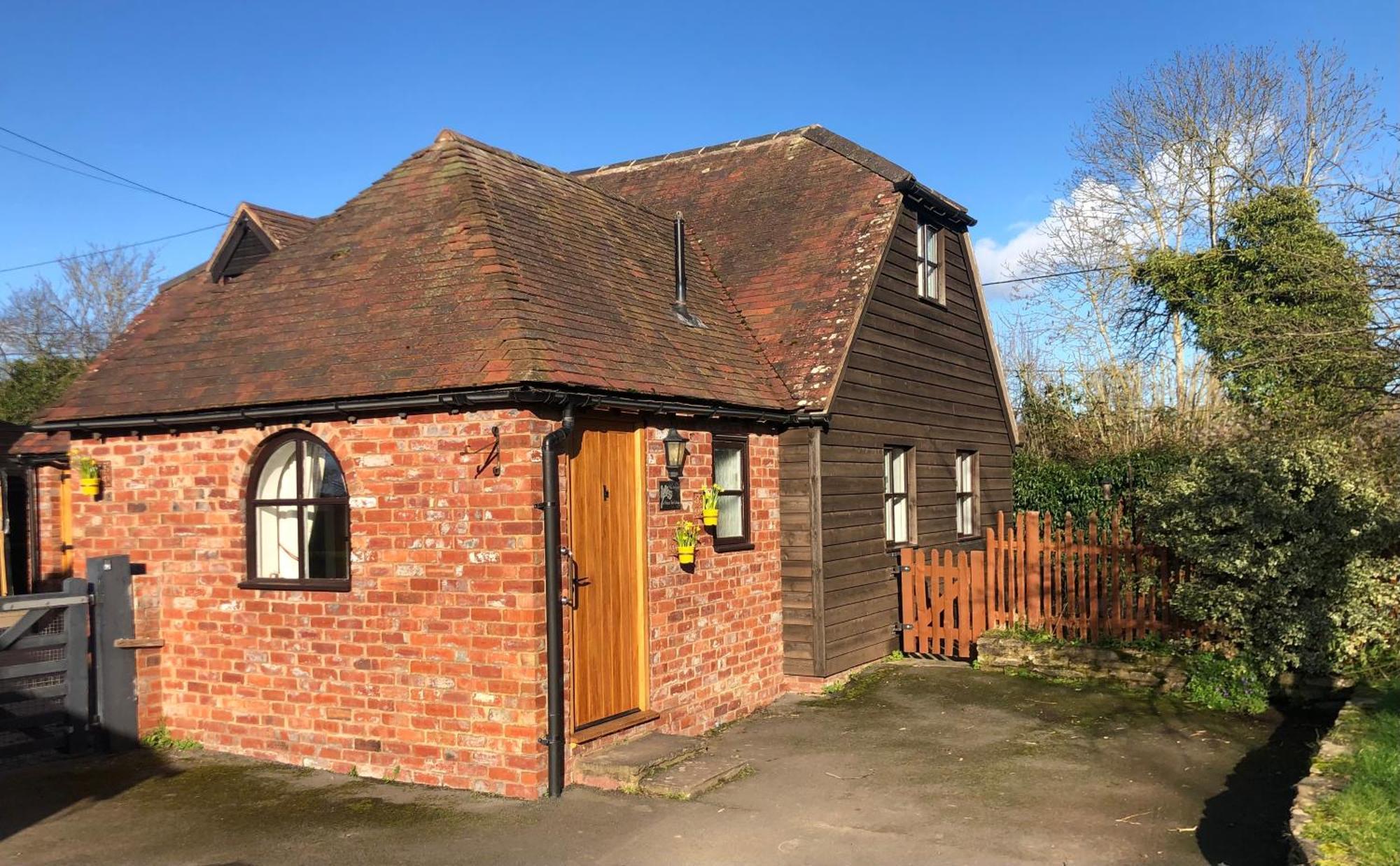 The Annexe At Walnut Tree Cottage Hope under Dinmore Exterior photo